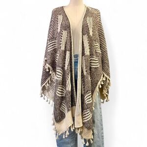 Anthropologie Boho Festival Fringe Knit Poncho Free Spirit Cozy Oversized Chunky